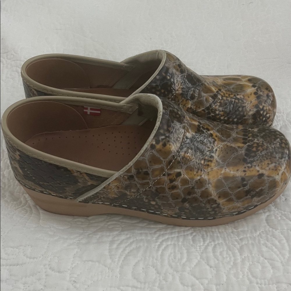 Sanita Women's Snake-Print Clogs in Brown and Tan